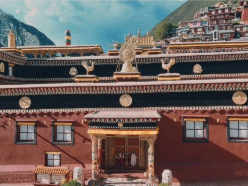 【跟着节日去旅行】德格印经院——藏文化的宝库